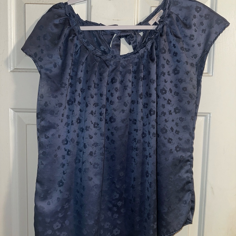 Floral Patterned Blue Blouse